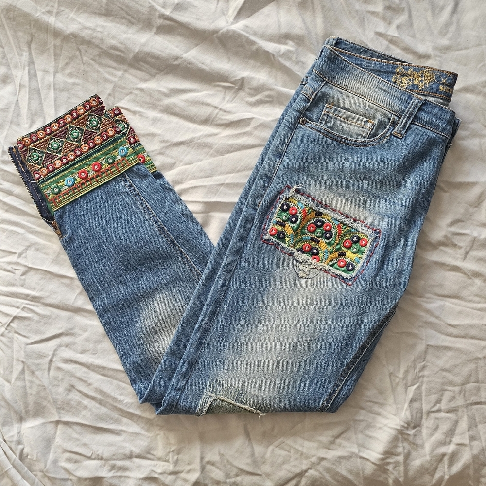 Desigual Pakaian Jada Wanita Embroidered Blue Jeans for Women - Picture 4 of 10